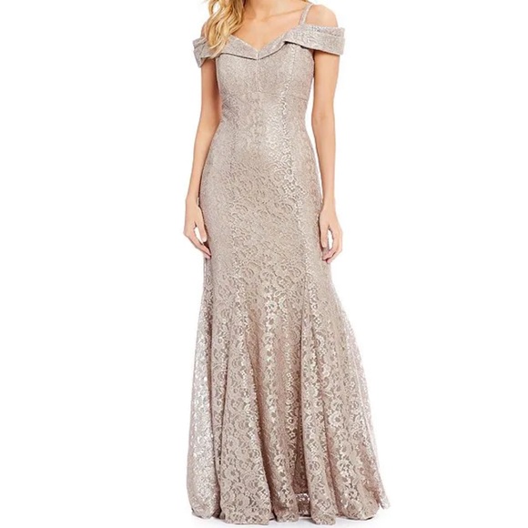 R&M Richards Dresses & Skirts - R&M Richards Off-the-Shoulder Cap Sleeve Floral Lace Mermaid Gown